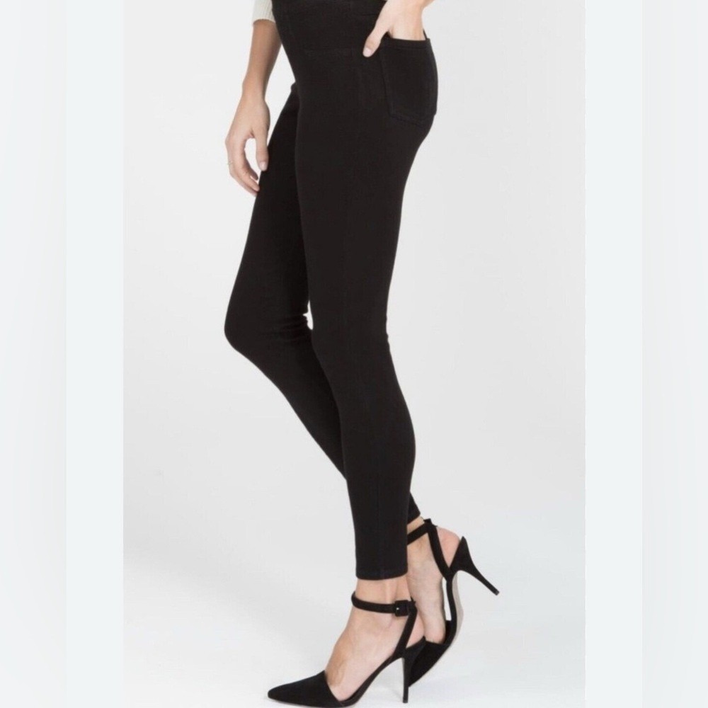 SPANX Black Jean-ish Ankle Length Shaping Leggings Women's Medium (6-8) EUC